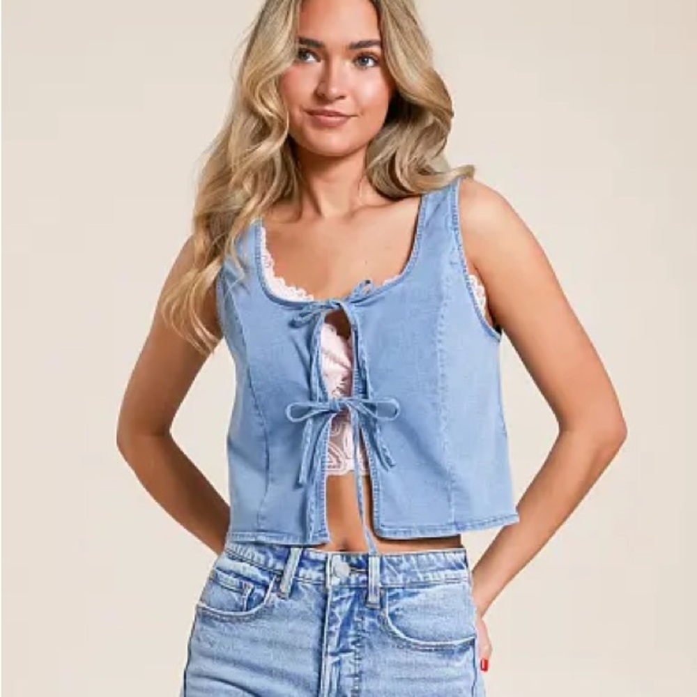 Nwt Light‎ Blue Denim Tie-Front Vest